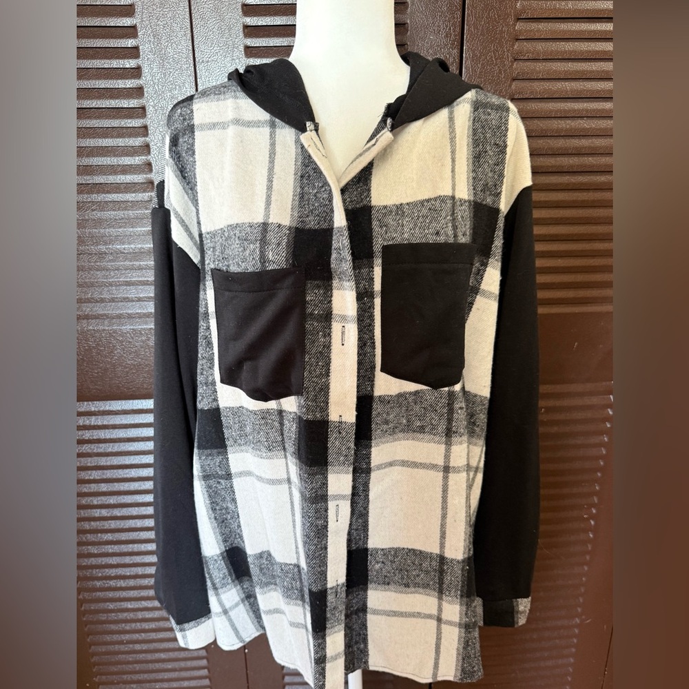 Black and White Plaid Hooded Shirt